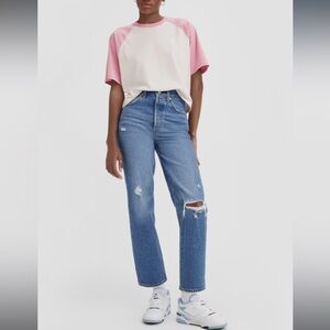Levi’s Premium Denim Ribcage Straight Ankle Buttonfly Jeans Size 28.